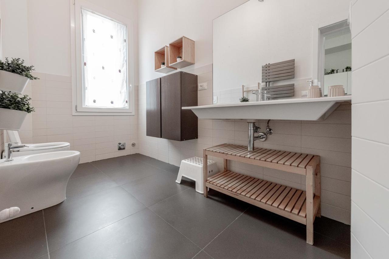 Realkasa De Crescenzi Family Apartment Болонья Екстер'єр фото