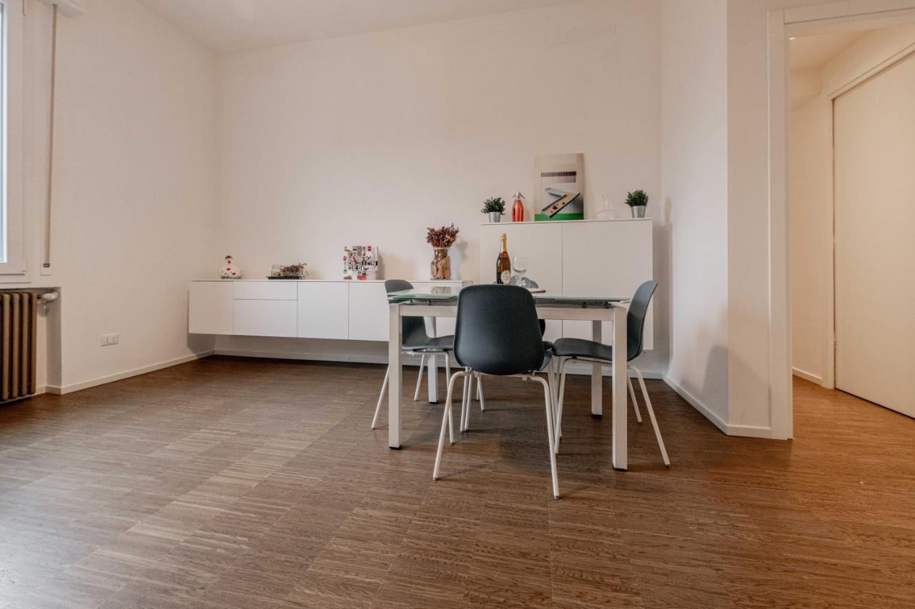 Realkasa De Crescenzi Family Apartment Болонья Екстер'єр фото